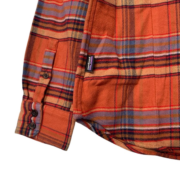 PATAGONIA | Women’s Long-Sleeve Fjord Flannel - Barro Brown - Sz Med - NWT - Picture 5 of 10